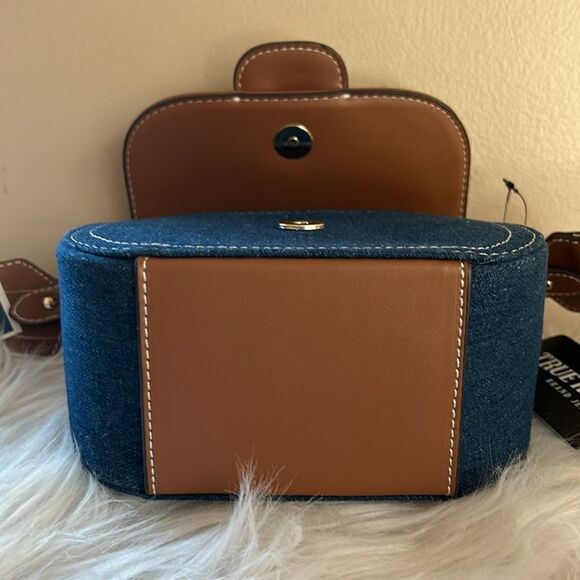 NWT True Religion Crossbody Bag Mini Flap Adjustable bag with Horseshoe Logo - Picture 10 of 13